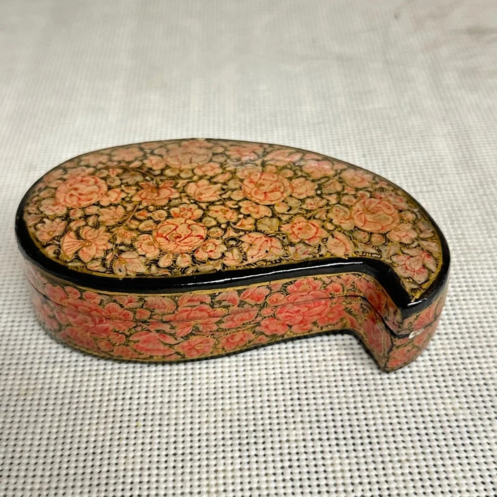 Vintage Tear Drop Shaped Paper Mache Box Hand Painted Florals Trinket Jewelry